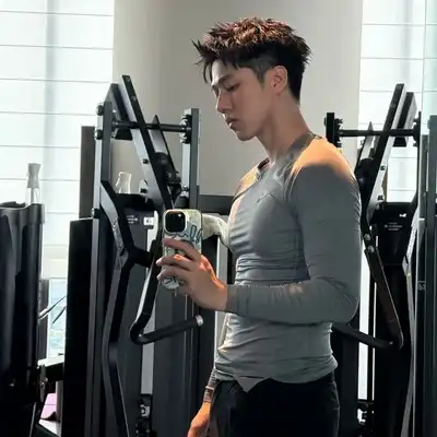 郑浩成